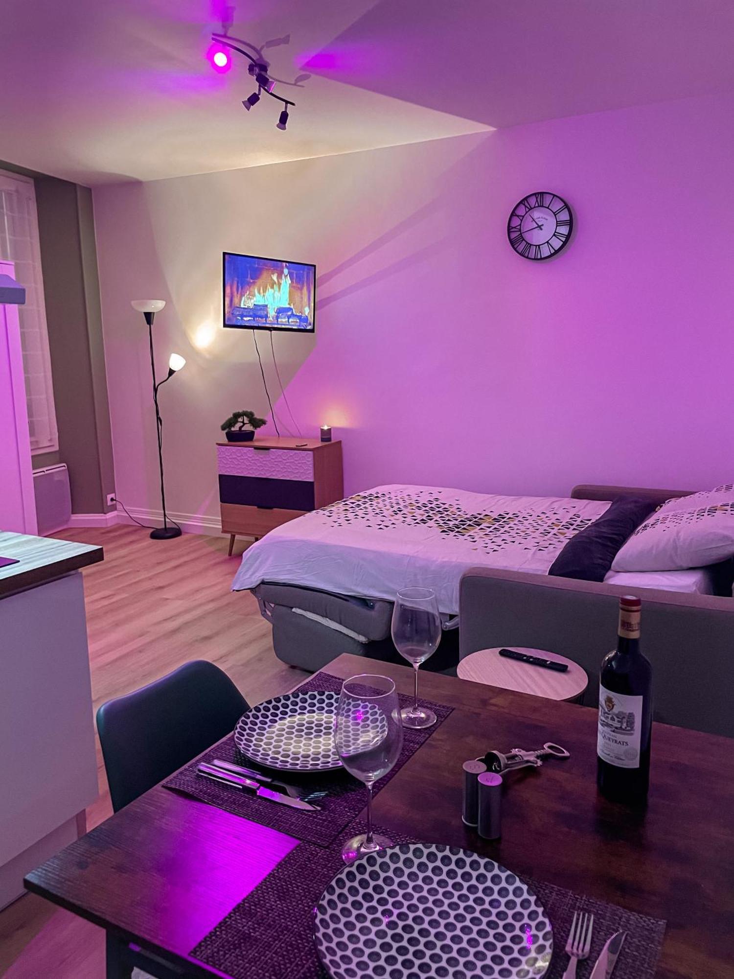 Escapade Ardechoise - Parking Gratuit - Chateau A 2 Pas Обена Екстериор снимка